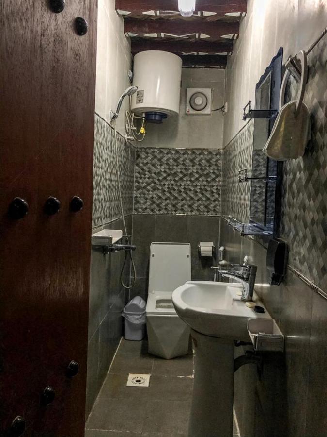 Отель Al Hamra Old House Экстерьер фото