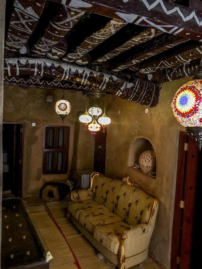 Отель Al Hamra Old House Экстерьер фото