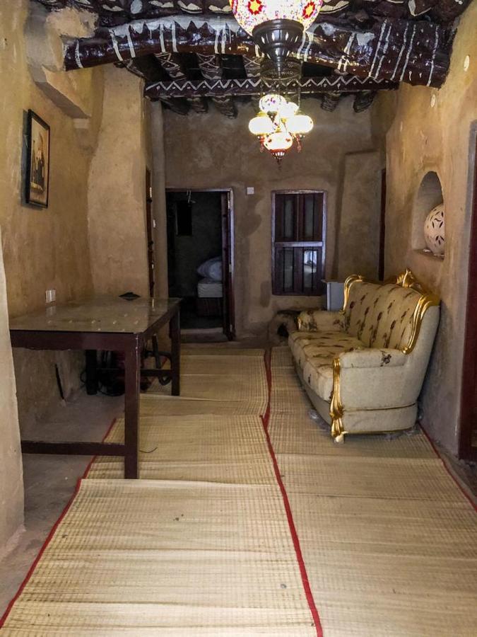 Отель Al Hamra Old House Экстерьер фото